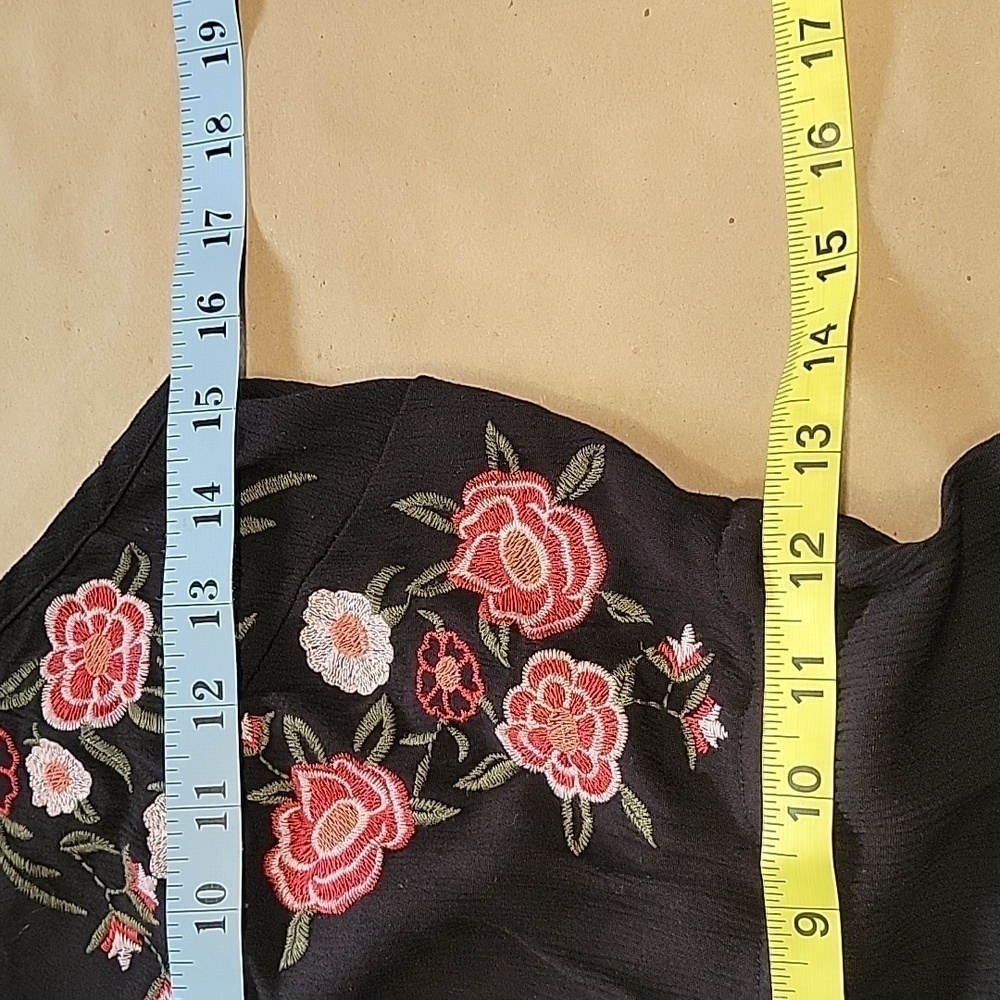 Fourteenth Place Size S Black Crepe Maxi Halter Dress w/ Pink Embroidered Floral - Picture 11 of 13